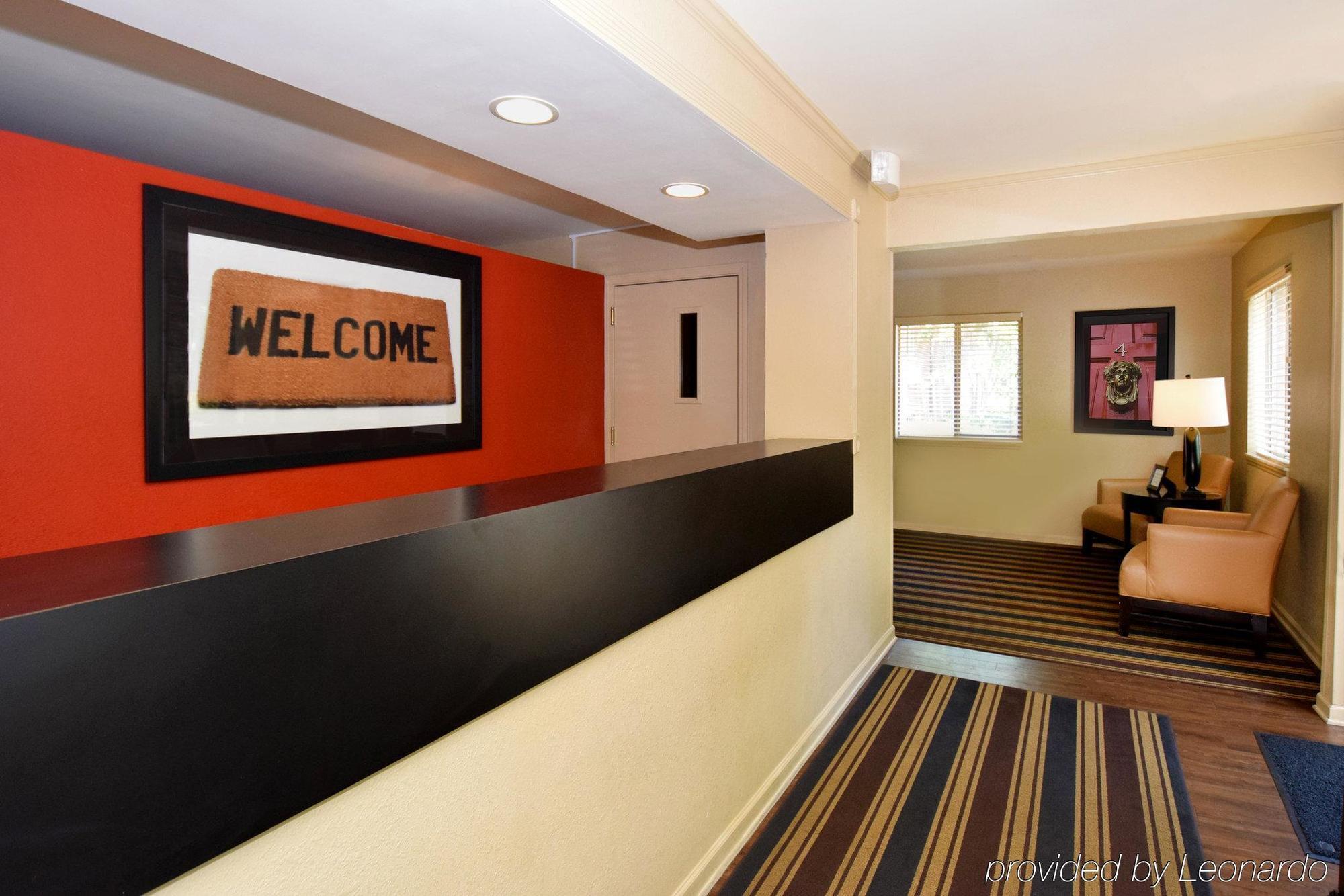 Suburban Studios Copley Akron West Exterior foto